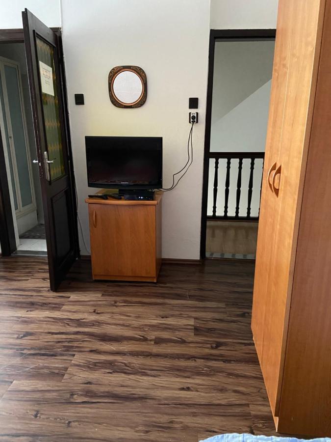 Teke Panzió Bed & Breakfast Kormend Bagian luar foto